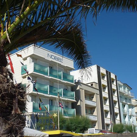 Hotel Nobel Gabicce Mare Exterior foto